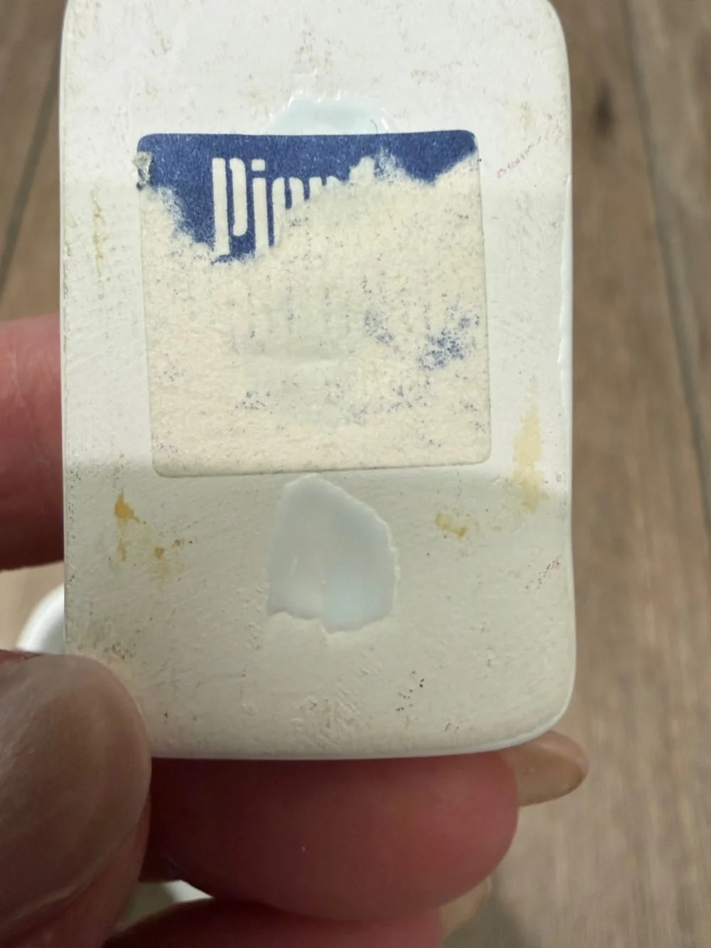 Vintage Pier 1 Imports Set of 8 White Ceramic Napkin Rings